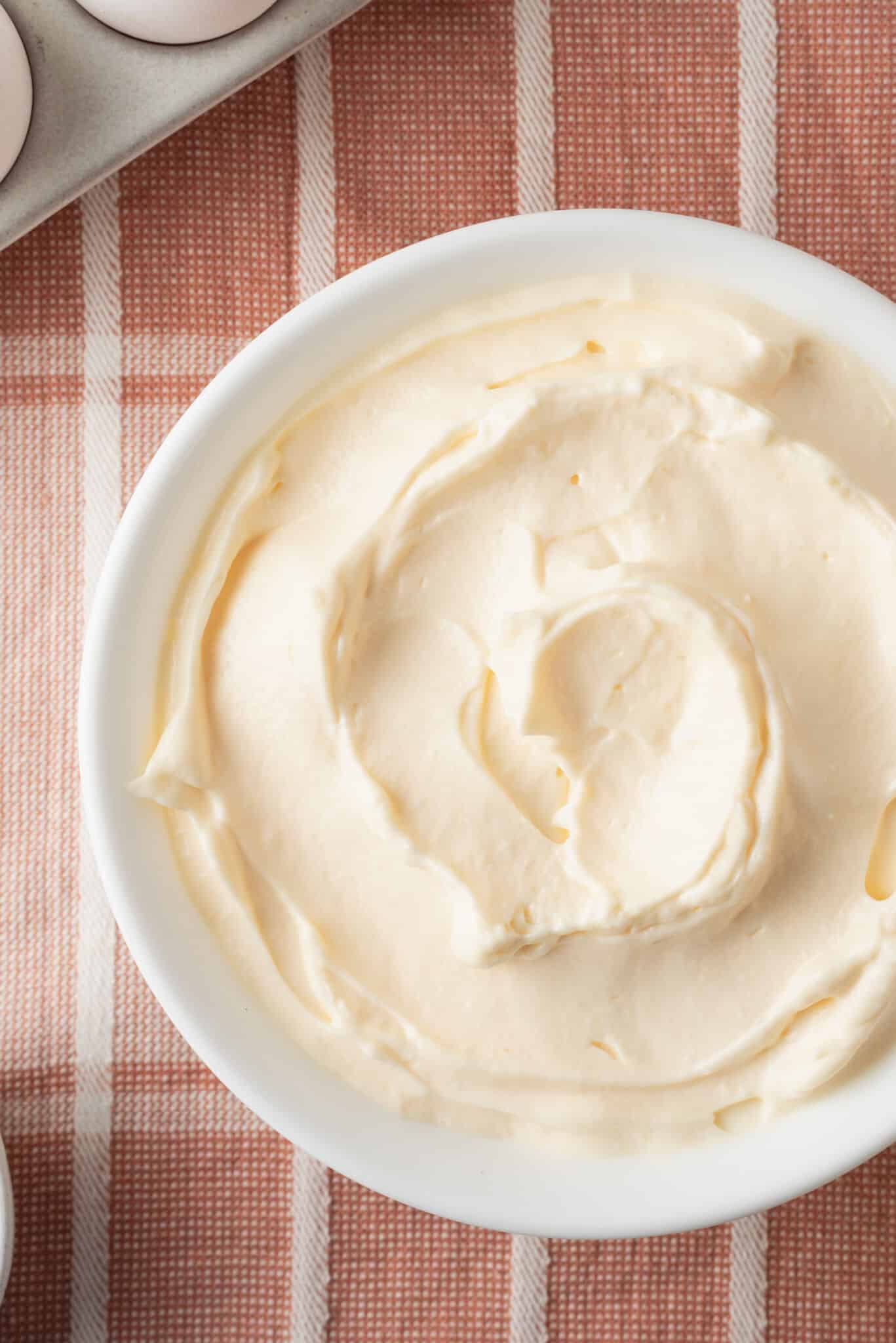 How to Make Mayonnaise (4 Ways)