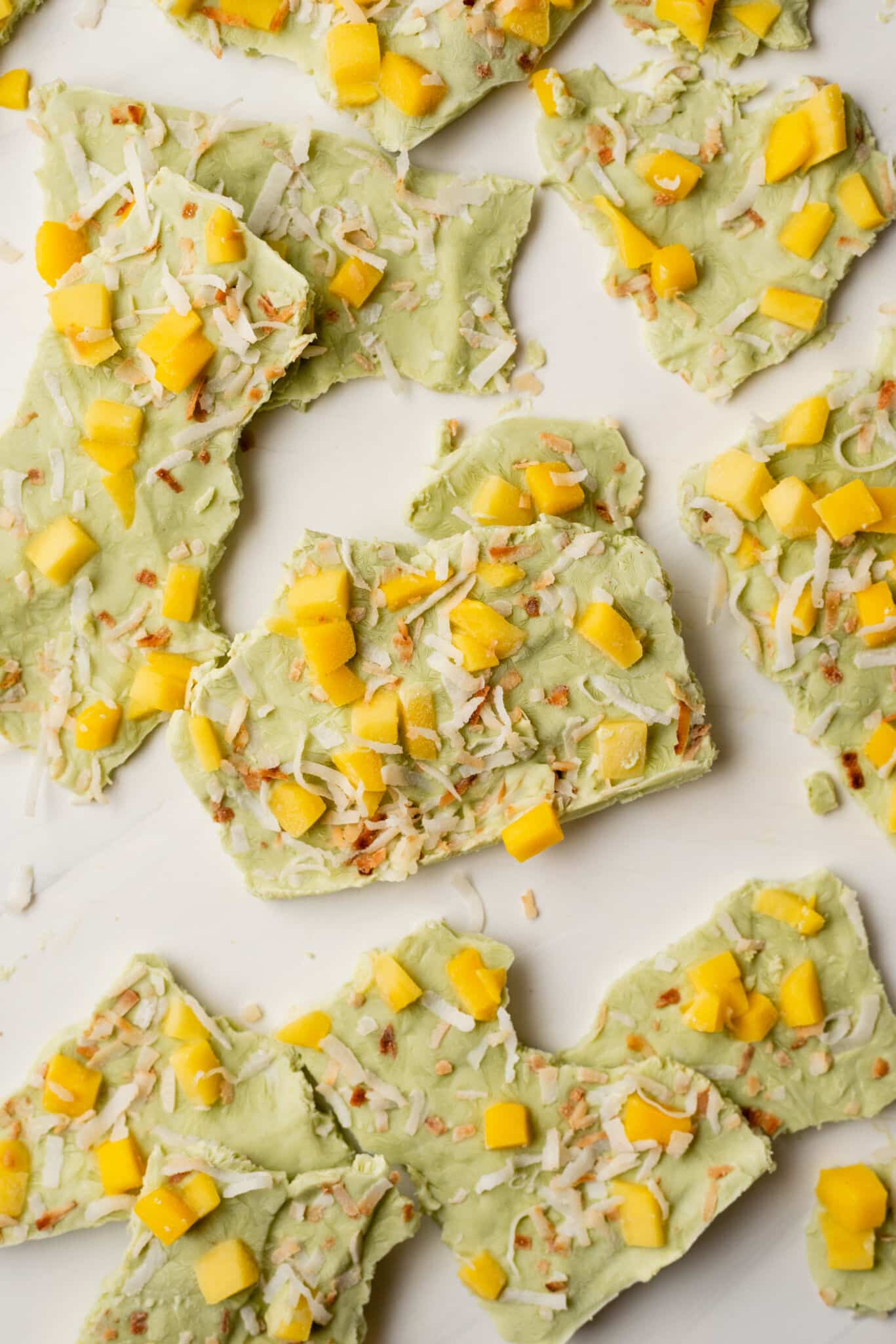 Matcha Mango Frozen Yogurt Bark 