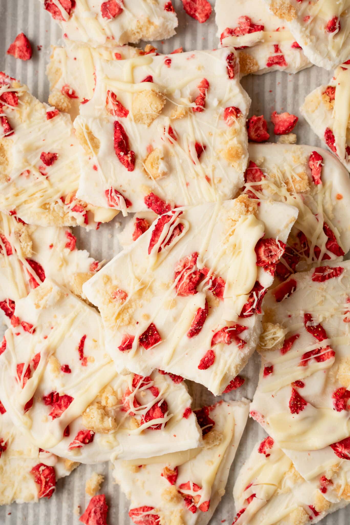 Strawberry Shortcake frozen yogurt bark