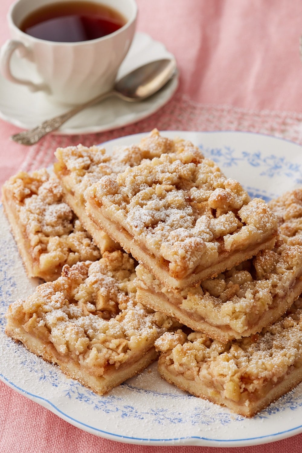Apple Crumble Bars