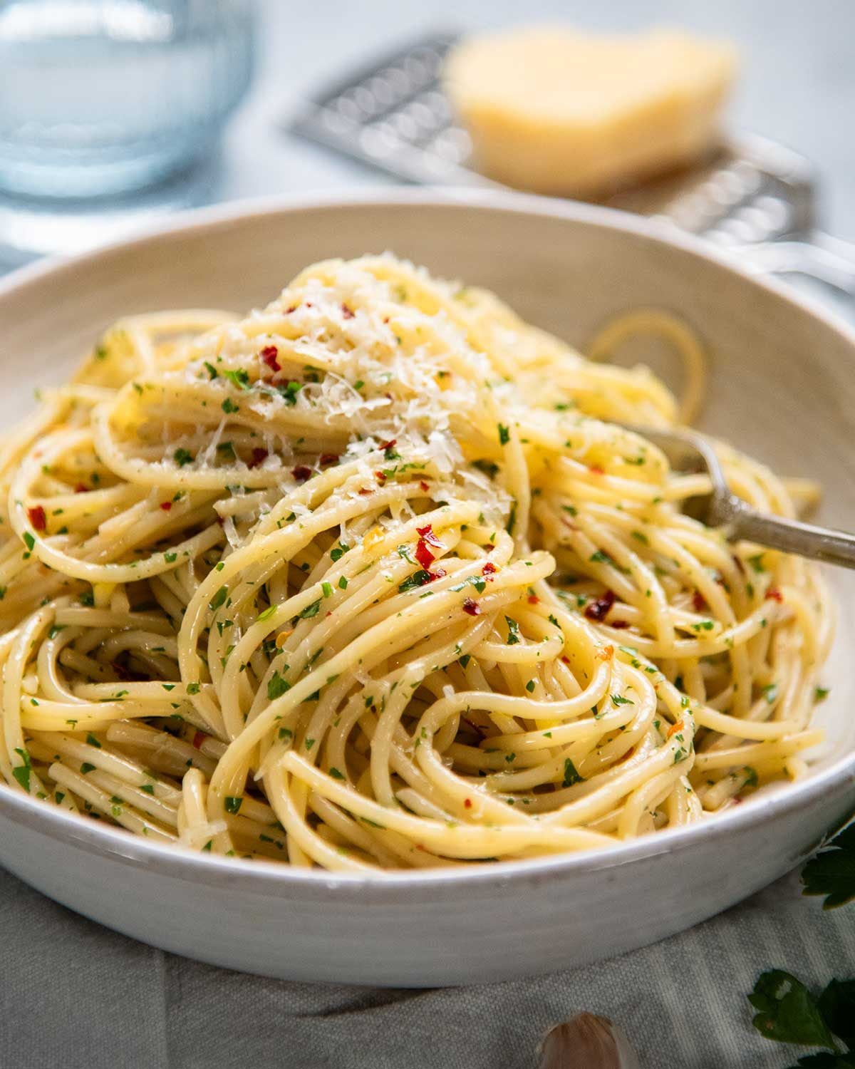 Aglio e Olio (Garlic Oil Spaghetti)